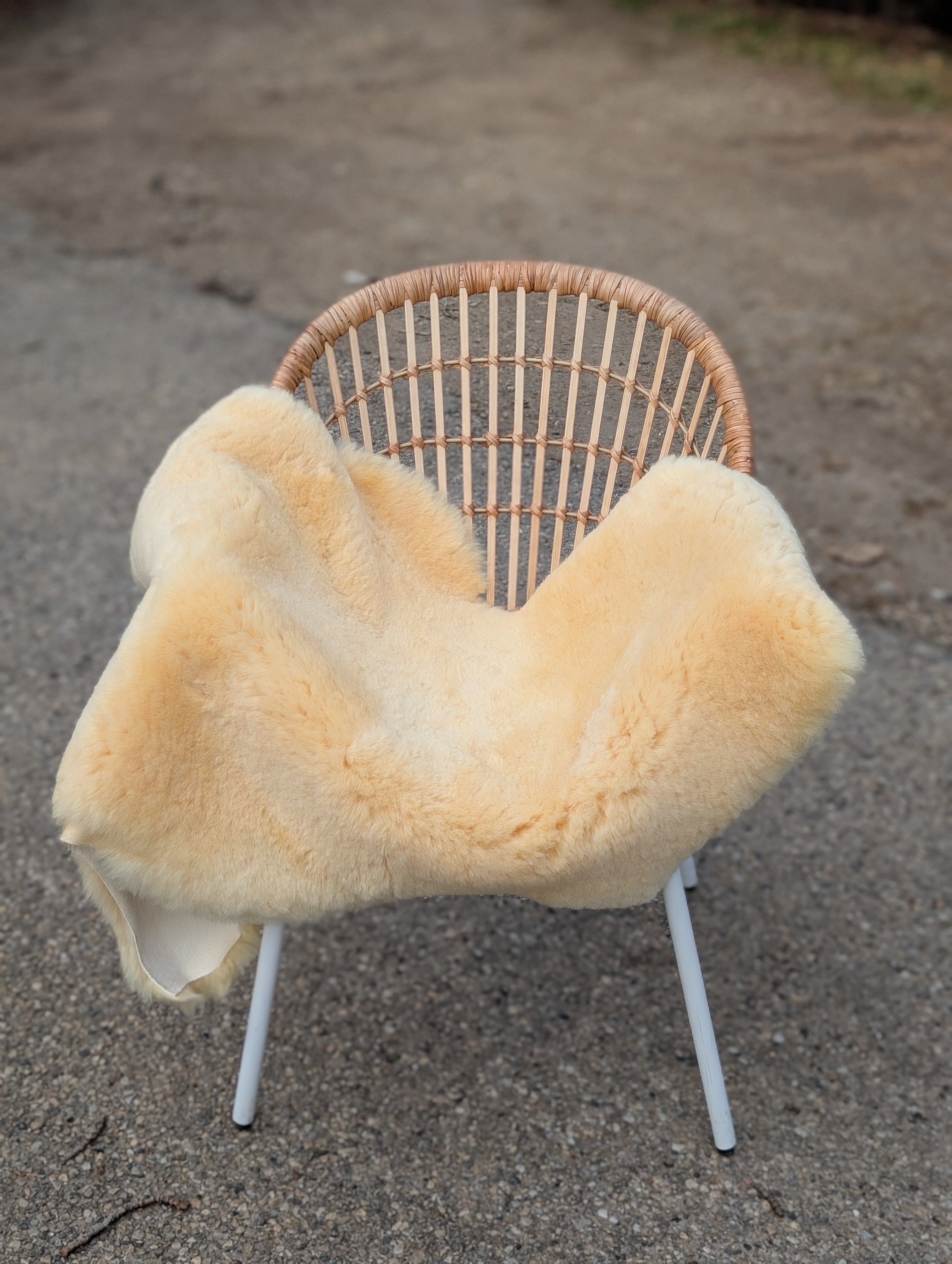 M-10  50.5" x 31" Extra Large Washable Medical Sheepskin