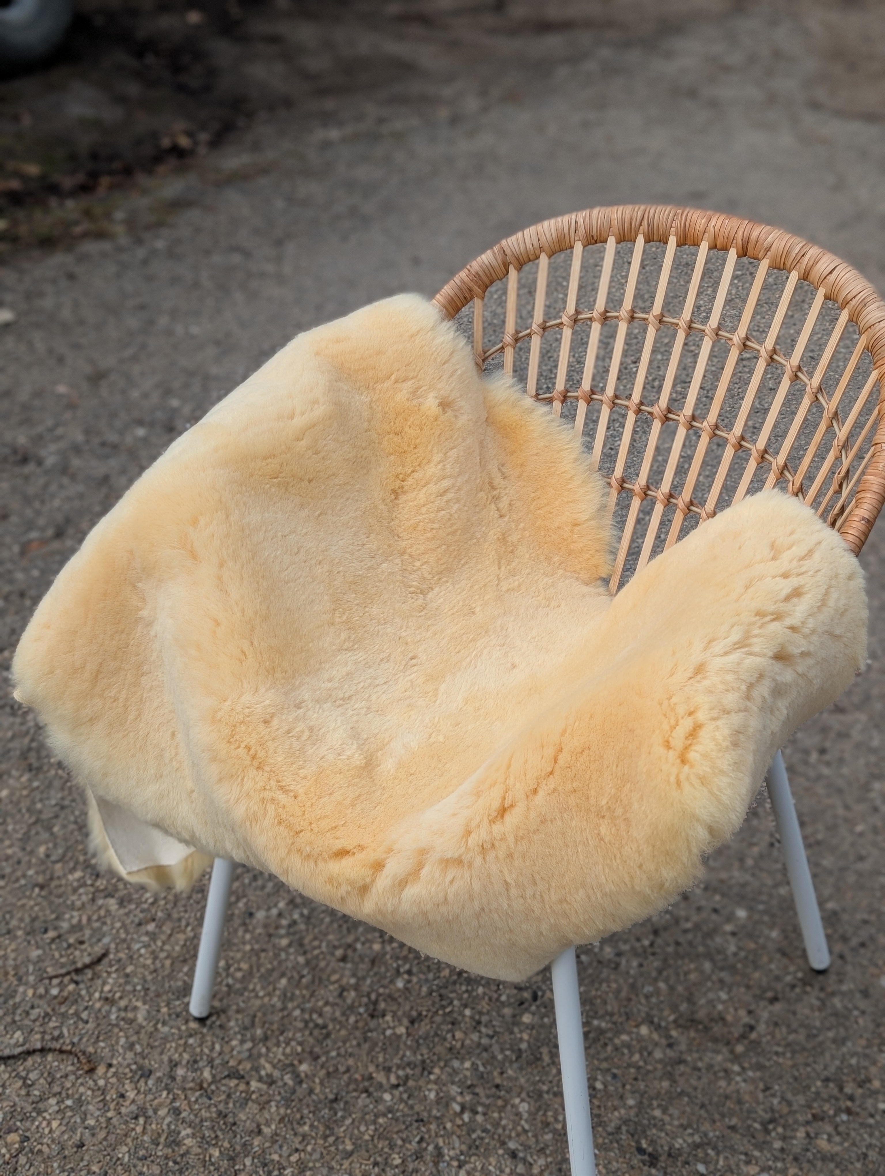 M-10  50.5" x 31" Extra Large Washable Medical Sheepskin