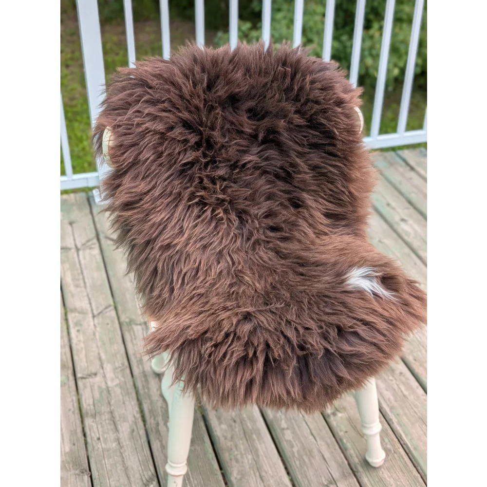 Rare British sheepskin rug 43x26 with white legs and wooden frame