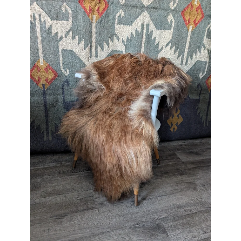 AN10❤️55" x 33" Massive Dark Bronze Icelandic Sheepskin