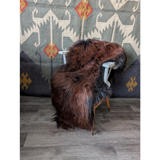 AN13❤️59" x 32" Massive Dark Bronze Icelandic Sheepskin