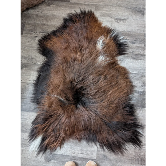AN14❤️55" x 33" Massive Dark Bronze Icelandic Sheepskin