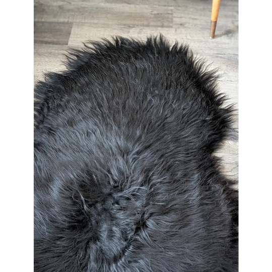 AN15❤️57" x 36" Massive Natural Black Icelandic Sheepskin