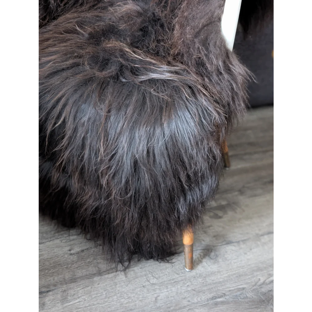 AN16❤️57" x 32" Massive Natural Dark Brown Icelandic Sheepskin