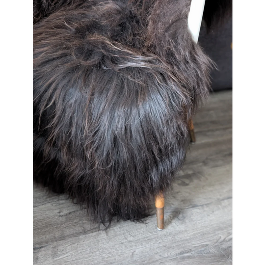 AN16❤️57" x 32" Massive Natural Dark Brown Icelandic Sheepskin