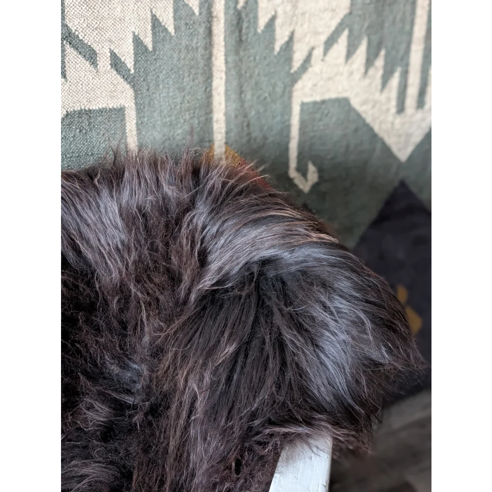 AN16❤️57" x 32" Massive Natural Dark Brown Icelandic Sheepskin