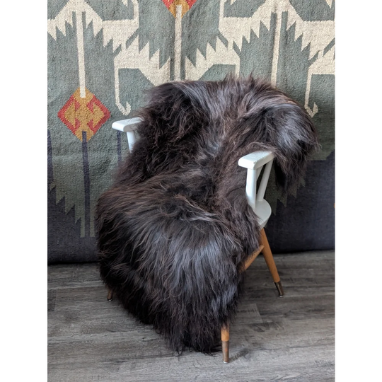 AN16❤️57" x 32" Massive Natural Dark Brown Icelandic Sheepskin