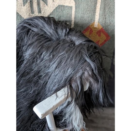 AN18❤️59" x 34" Massive Natural Black Icelandic Sheepskin