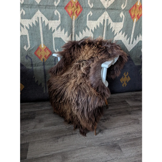 AN22❤️56" x 35" Massive Bronze Icelandic Sheepskin