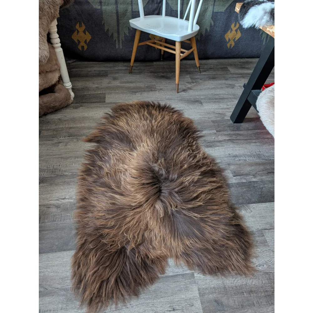AN25❤️57" x 32" Massive Bronze Icelandic Sheepskin