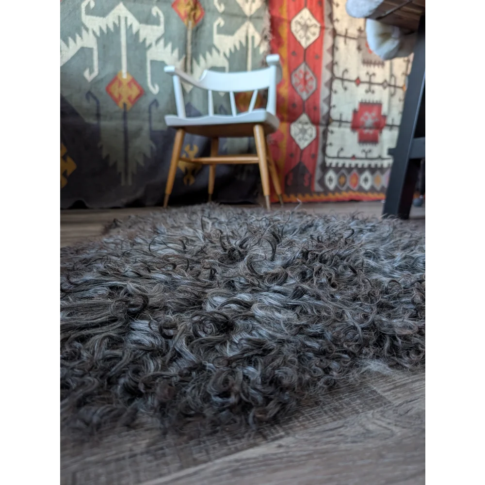 Massive 52x32 gotland sheepskin plush curly gray shag rug