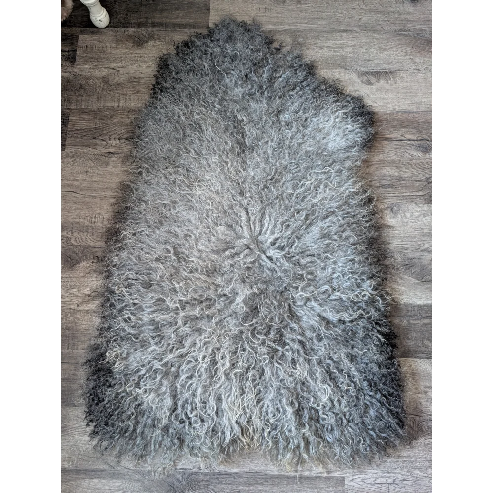Massive 55x34 gotland sheepskin rug, plush curly gray from Oliver Luxury Sheepskins