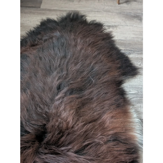 AN5❤️60" x 36" Massive Dark Bronze Icelandic Sheepskin