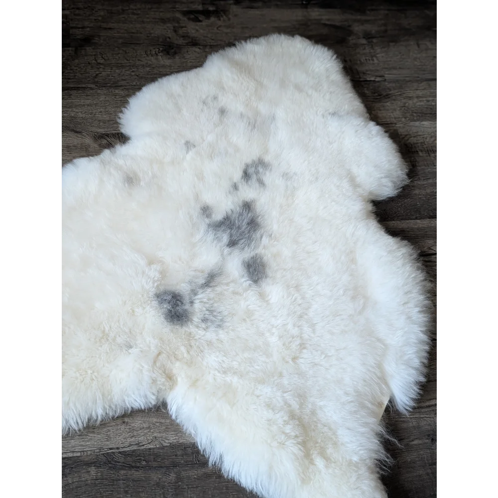 Soft Icelandic sheepskin rug 49x33 inches with fluffy texture