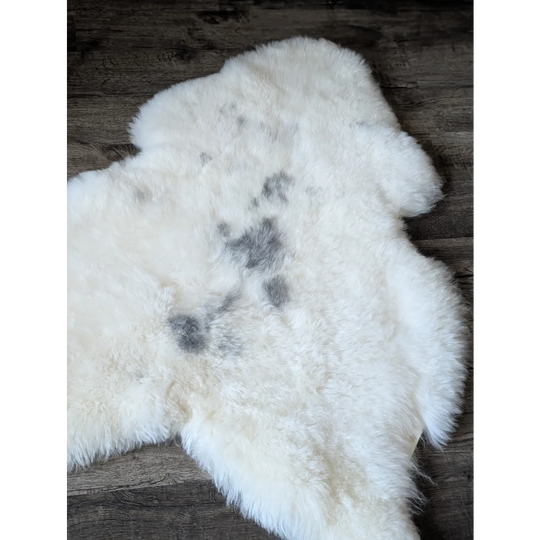 Soft Icelandic sheepskin rug 49x33 inches with fluffy texture