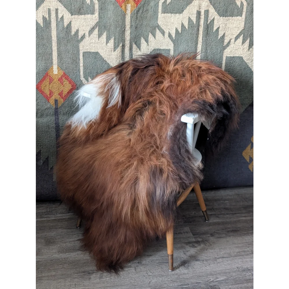 AN7❤️60" x 36" Massive Dark Bronze Icelandic Sheepskin