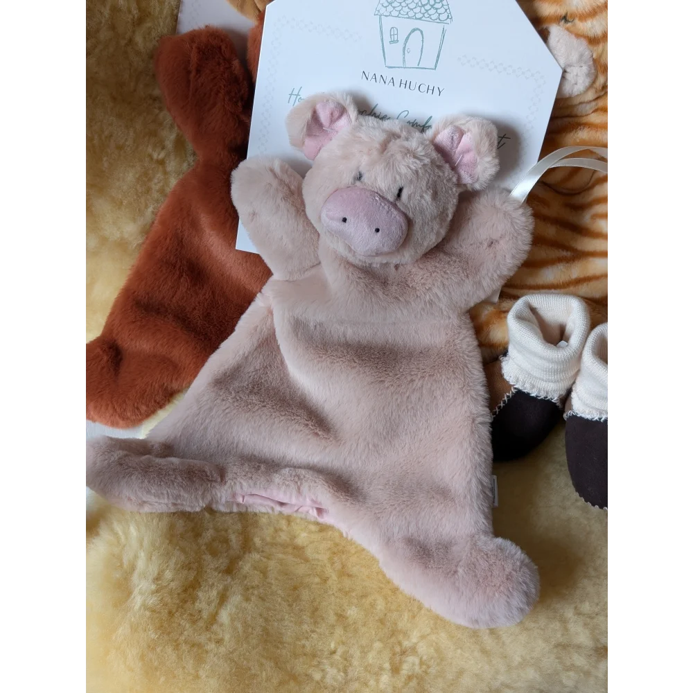 Soft light pink plush pig security blanket from Baby Gift Set ❤️ with dense shearling wool