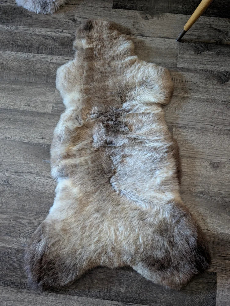 British isles sheepskin brit3 natural irregular beige gray brown soft fluffy rug 49 by 22 inches