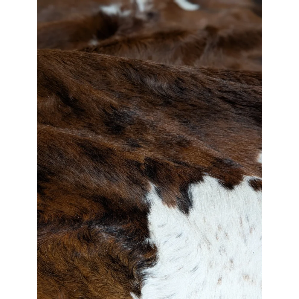 Gorgeous extra large cowhide rug with brown white patches, soft underfoot