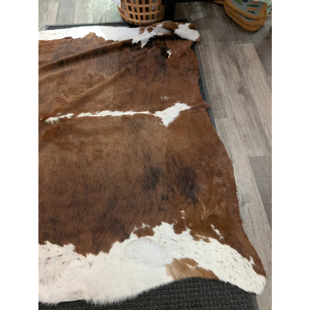 Gorgeous extra large cowhide rug with brown white patches, soft underfoot