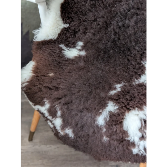 Cozy 43x27 fluffy cloud curly wool sheepskin rug on chair