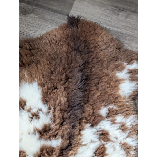 Fluffy cloud like oeko tex sheepskin rug in natural colours 42x26.5
