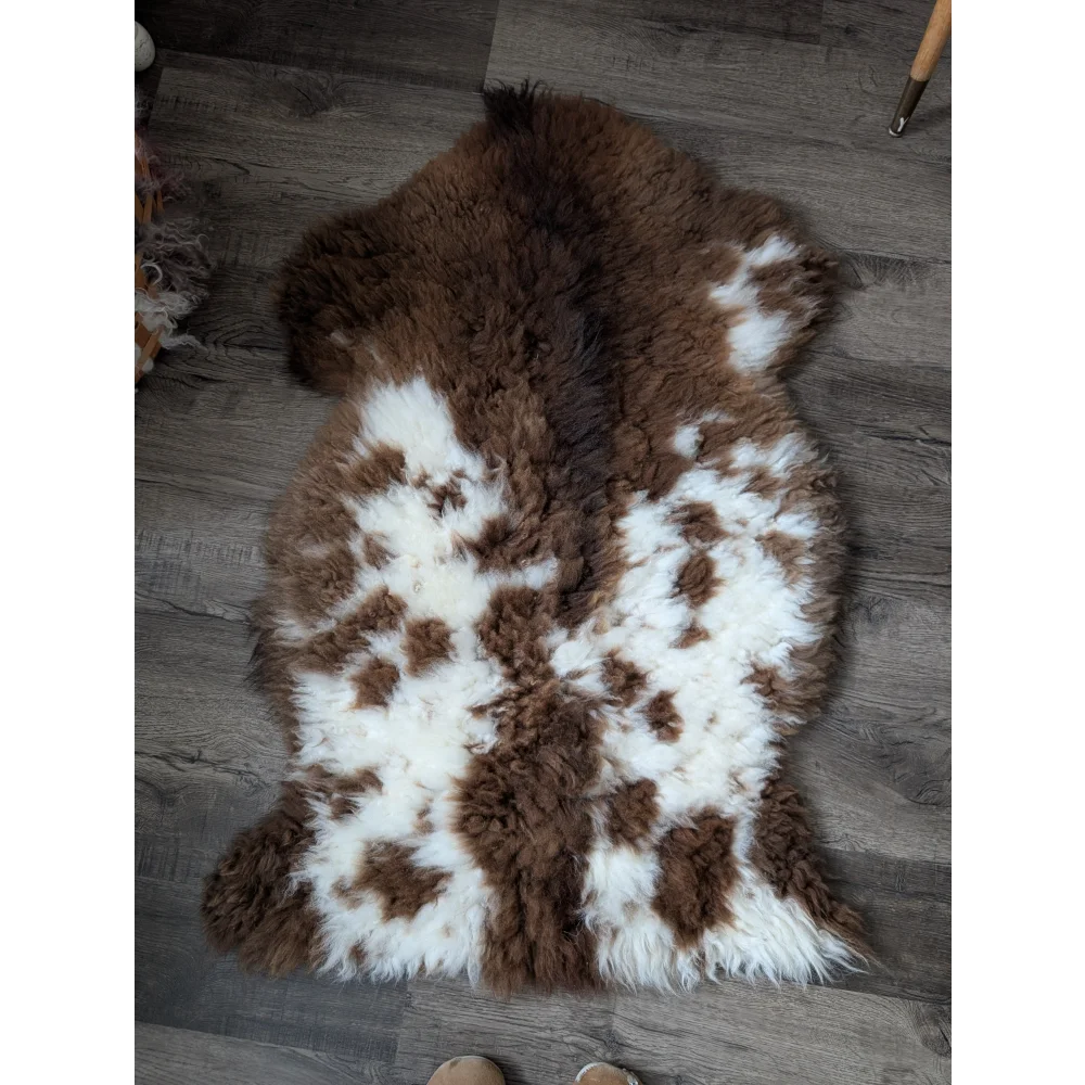Fluffy cloud like oeko tex sheepskin rug in natural colours, 42x26.5