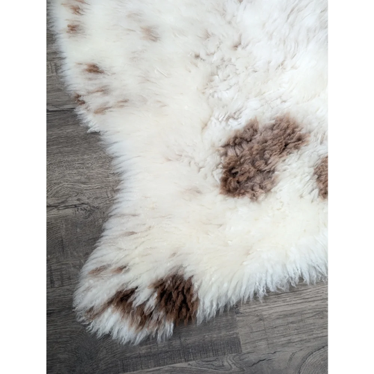 42x25 fluffy cloud sheepskin rug with white brown spots oeko tex