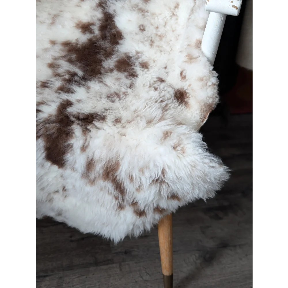 41x25 fluffy cloud sheepskin rug oeko tex soft white brown spots