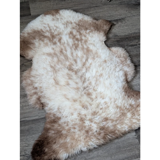 38x24 fluffy cloud Oeko-Tex sheepskin rug in cream brown