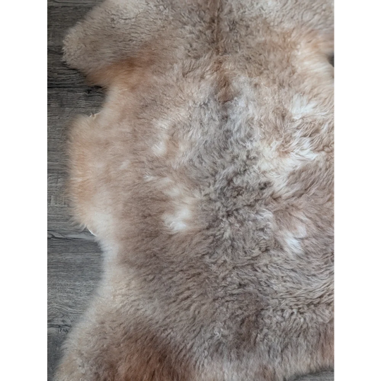 41x27 fluffy cloud sheepskin rug in oeko tex natural colours