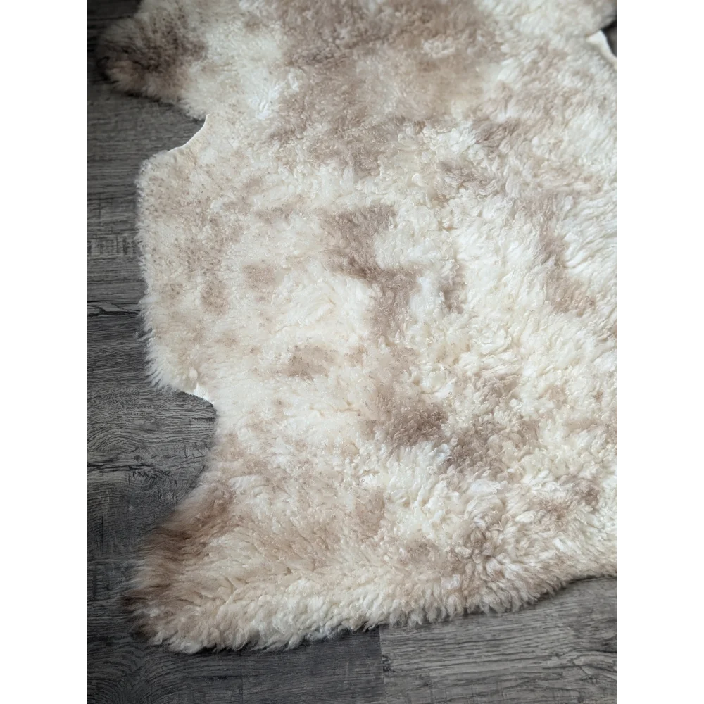 CSA4 oeko tex fluffy cloud rug in natural colours wool, 41x24.5in