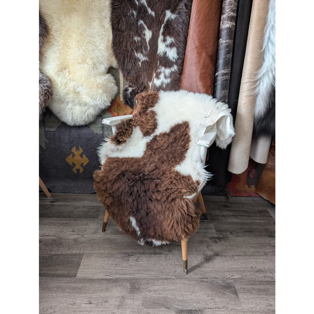 CSB15  46" x 28" Fluffy Cloud Like Sheepskin Grade B