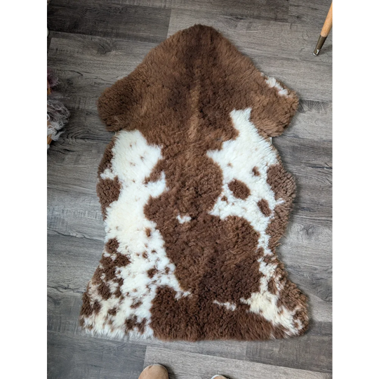 CSB17  45" x 27" Fluffy Cloud Like Sheepskin Grade B