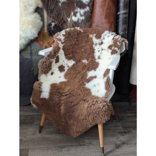 CSB17  45" x 27" Fluffy Cloud Like Sheepskin Grade B