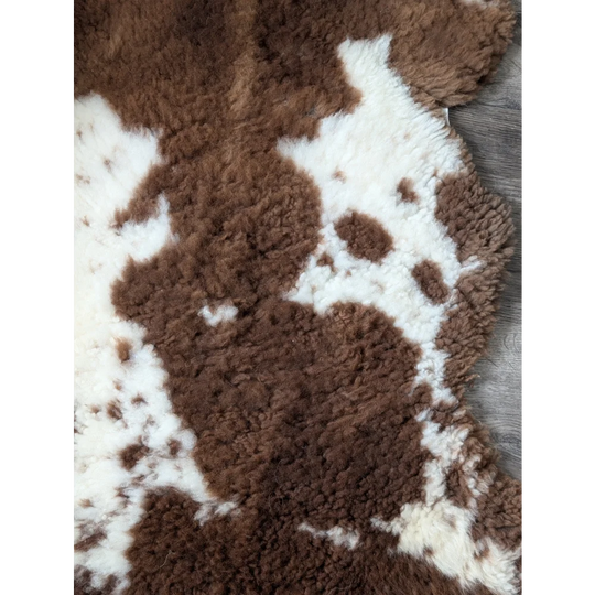 CSB17  45" x 27" Fluffy Cloud Like Sheepskin Grade B