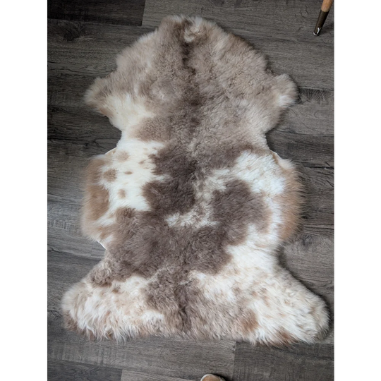 CSB20  41" x 26" Fluffy Cloud Like Sheepskin Grade B