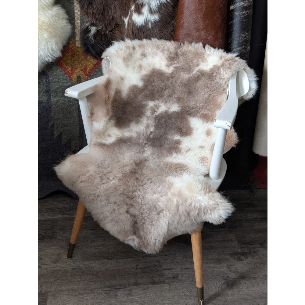 CSB20  41" x 26" Fluffy Cloud Like Sheepskin Grade B