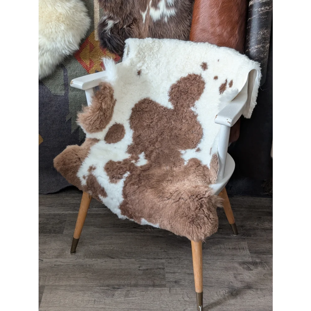 CSB30 39" x 28" Fluffy Cloud Like Sheepskin Grade B