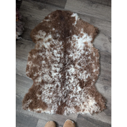CSB4 39.5" x 25.5" Fluffy Cloud Like Sheepskin Grade B