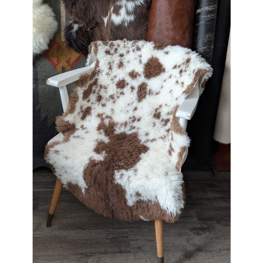 CSB9 41" x 26" Fluffy Cloud Like Sheepskin Grade B