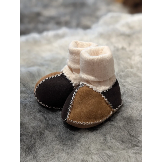 Fabulous sheepskin baby booties with patchwork design and stretchy fabric cuffs