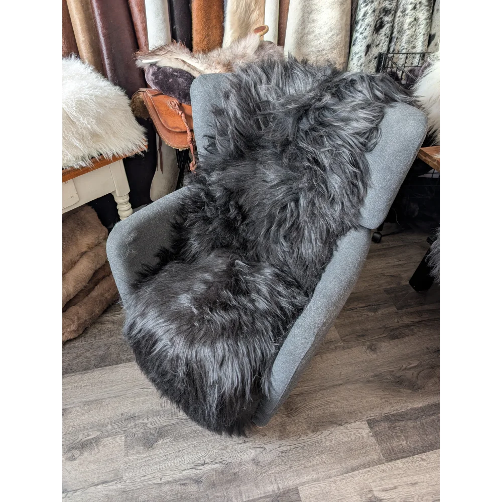 DBLBLK#1 80" x 30" Double Icelandic Sheepskin Natural Black