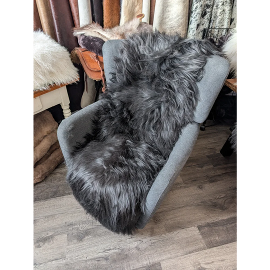 DBLBLK#1 80" x 30" Double Icelandic Sheepskin Natural Black