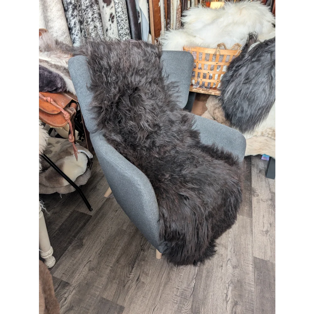 DBLBLK#2 82" x 32" Double Icelandic Sheepskin Natural Black