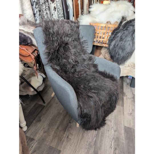 DBLBLK#2 82" x 32" Double Icelandic Sheepskin Natural Black