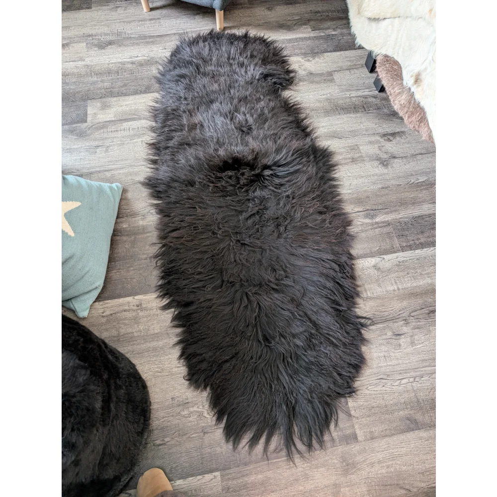 DBLBLK#2 82" x 32" Double Icelandic Sheepskin Natural Black