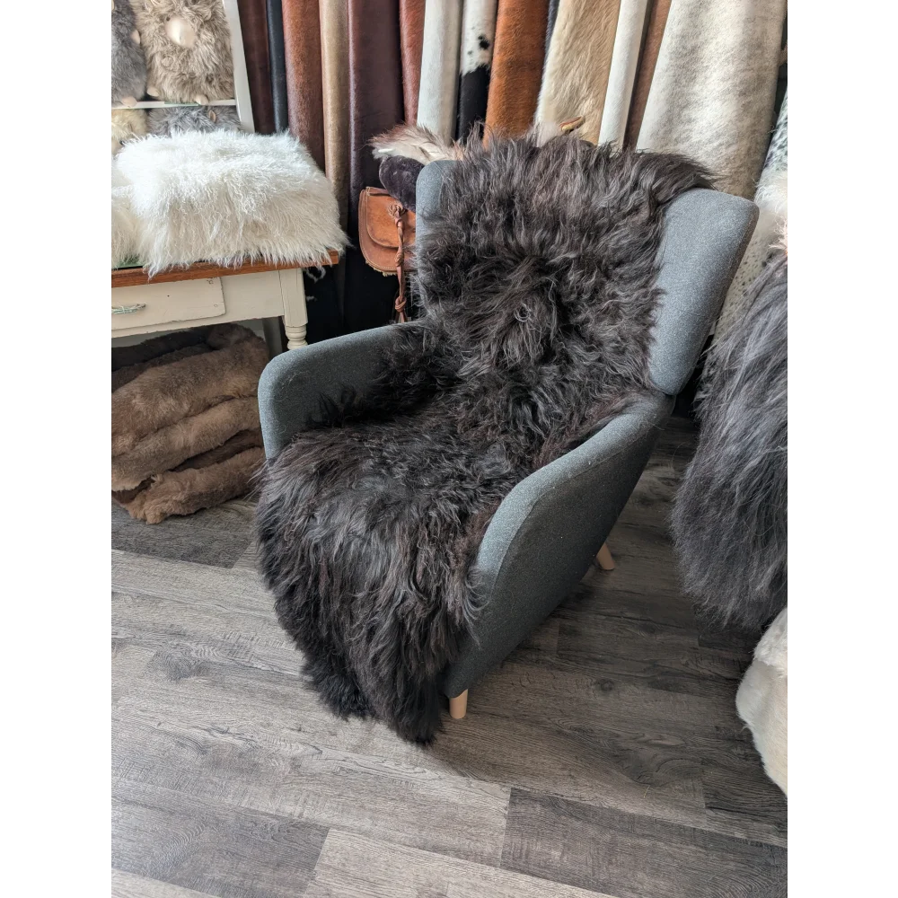 DBLBLK#2 82" x 32" Double Icelandic Sheepskin Natural Black