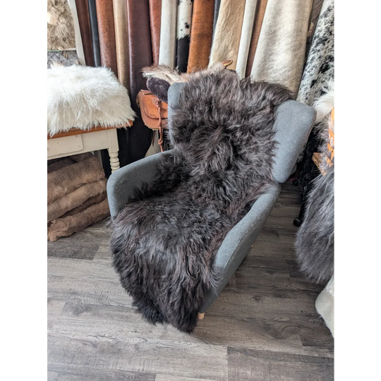 DBLBLK#2 82" x 32" Double Icelandic Sheepskin Natural Black