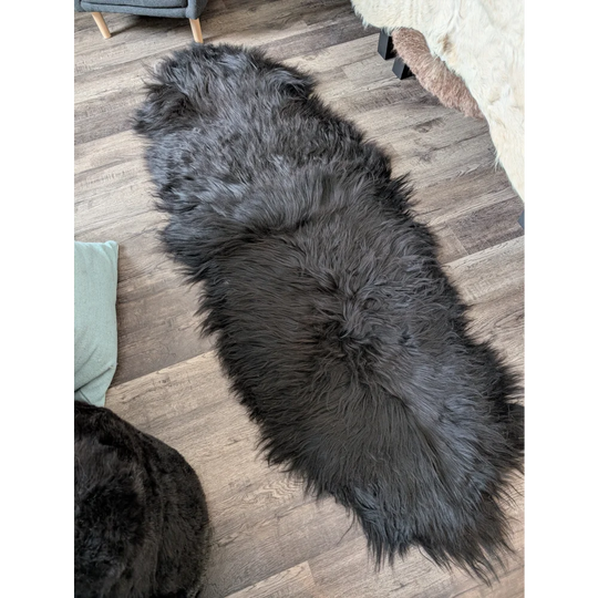 DBLBLK#4 87" x 33" Double Icelandic Sheepskin Natural Black